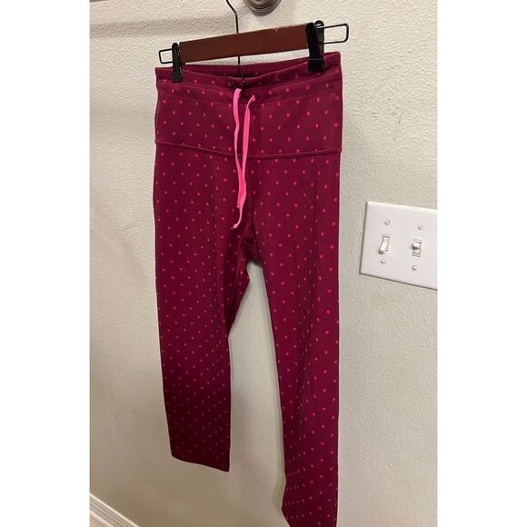 Old Navy Pants - Old Navy active leggings size medium